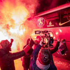 Ofensiva conjura de los ultras del PSG en el recibimiento a su equipo