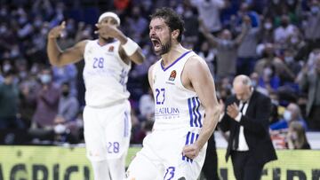 Sergio Llull, base del Real Madrid, celebra una canasta ante el Armani Milán en la Euroliga.