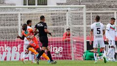 ¡Primer partido y ya está el mejor gol de la fecha! Waterman y su acrobacia ante Palestino
