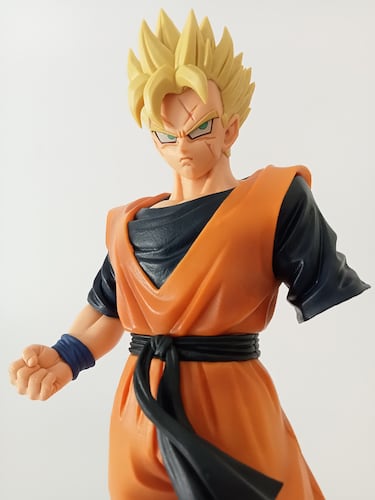 El Gohan más badass viene del futuro, está muy cabreado y le falta un brazo: así es su tremenda figura