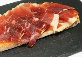 Ángela Quintas, experta en nutrición: “Si tomas fruta en el desayuno, debes llenar tus tostadas con jamón”