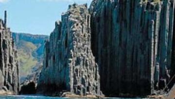 <b>EL ÓRGANO DE CAÑAS. </b>El paraje más reconocible de la regata se encuentra al norte de Hobart y es testigo del paso de las embarcaciones.