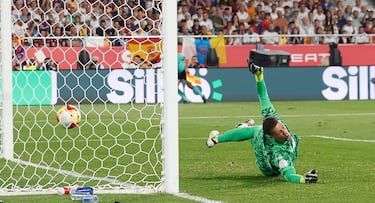 El regreso de Ter Stegen abre de par en par la puerta de salida 