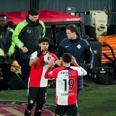 ¡Debut prometedor! Stephano Carrillo tiene sus primeros minutos con el Feyenoord en la Eredivisie