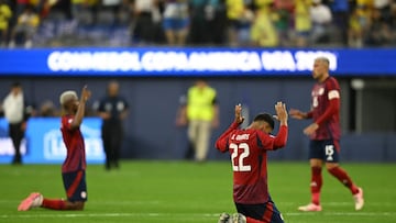 Costa Rica debe golear a Paraguay y esperar que Colombia haga lo propio ante Brasil. Así el panorama del Grupo D.