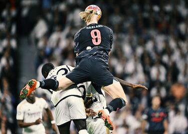 El poderío aéreo del delantero noruego del Manchester City, Erling Haaland.
