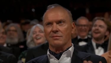 Michael Keaton cree que Tim Burton fue “atrevido” eligiéndolo para ‘Batman’