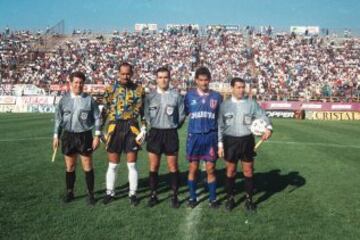 Nelson Cossio fue nominado por Nelson Acosta para la Copa América del 1997. El meta se retiró el 2002, tras su paso por Universidad Católica.