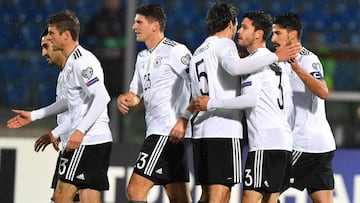 Alemania se divierte ante San Marino y sigue sin perder