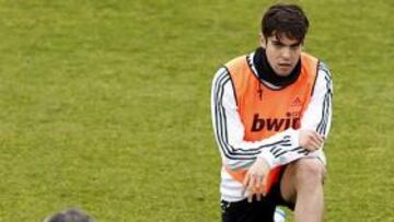 Kaká y Gago vuelven a una convocatoria del Madrid