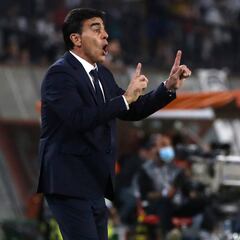 El contrato de Quinteros que abre una nueva opción en la Roja