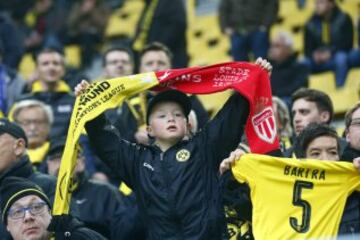 Imágenes de la antesala del duelo Dortmund-Mónaco en el Signal Iduna Park.