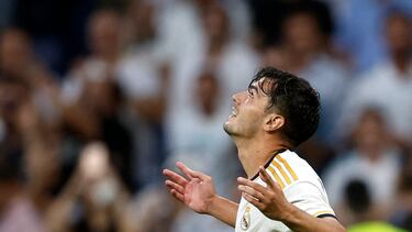 Brahim celebra su gol en el partido de LaLiga EA Sports contra Las Palmas.
