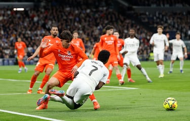 Las polémicas del Girona-Barça: jornada 24 de LaLiga EA Sports; todos los penaltis, expulsiones y jugadas controvertidas