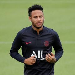 Barcelona legends have their say on Neymar