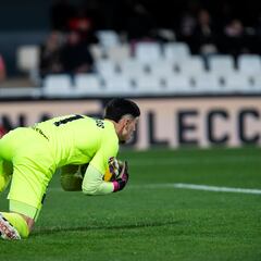 Campos y la madera evitan males mayores para el Cartagena