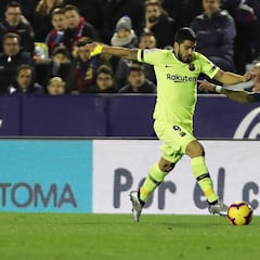 El Levante renueva a Postigo hasta junio de 2021