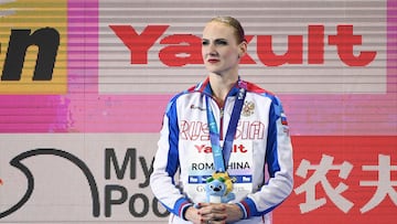 Svetlana Romashina medalla de oro en los Mundiales de Natación de 2019.