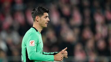 GIRONA, 03/01/2024.- El delantero del Atlético de Madrid, Álvaro Morata, tras conseguir el tercer gol del equipo rojiblanco durante el encuentro correspondiente a la jornada 19 de LaLiga EA Sports que Girona y Atlético de Madrid disputan hoy miércoles en el estadio Montilivi, en Girona. EFE / Siu Wu.