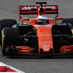 Alonso con su McLaren Honda, el piloto que menos rueda
