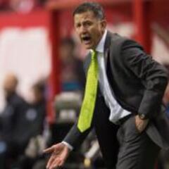 Las 11 curiosidades de Osorio: Ha ocupado 38 jugadores en el Tri