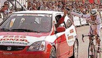 <b>ATÍPICA.</B> Luis Climent y Astarloa protagonistas del atípico duelo.