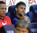 Neymar no jugó nada pese a que calentó y acabó enfadado