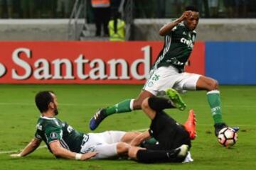 Gran partido de Yerry Mina en la Copa Libertadores 