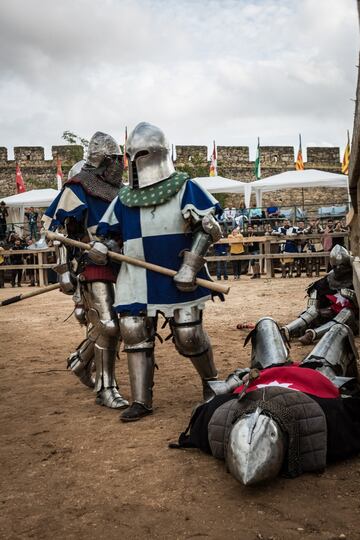 En los alrededores del Castillo de Belmonte, Cuenca, se ha disputado el IV Torneo Nacional de combate medieval, que goza cada año de más aficionados. 
 