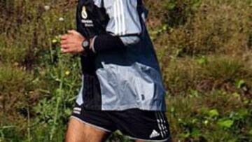 <B>A LA ORDEN. </B>Figo se ha recuperado de la amigdalitis y está a disposición de García Remón.