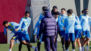 12/01/26 ENTRENAMIENTO FC BARCELONA
CANCELO