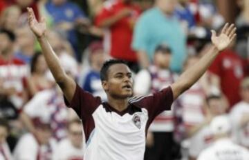 Jaime Castrillón (Atlético Bucaramanga): En su momento, fue una de las figuras del fútbol colombiano con Independiente Medellín, entre el 2003 y 2008, época en la que además vistió la camiseta de la Selección Colombia. Su paso al fútbol de argentino se frustró porque prefirió China como destino. Desde entonces, su nivel bajó y perdió protagonismo. Vuelve a Colombia luego de 5 años, proveniente del Jacksonville Armada, equipo de la segunda división del fútbol de Estados Unidos.