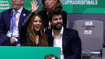 Piqu&eacute; en la Copa Davis de 2019, acompa&ntilde;ado por Shakira.