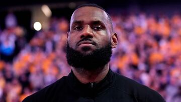SAN FRANCISCO, CALIFORNIA - MAY 10: LeBron James #6 of the Los Angeles Lakers looks on during the national anthem prior to facing the Golden State Warriors in game five of the Western Conference Semifinal Playoffs at Chase Center on May 10, 2023 in San Francisco, California. NOTE TO USER: User expressly acknowledges and agrees that, by downloading and or using this photograph, User is consenting to the terms and conditions of the Getty Images License Agreement. Thearon W. Henderson/Getty Images/AFP (Photo by Thearon W. Henderson / GETTY IMAGES NORTH AMERICA / Getty Images via AFP)