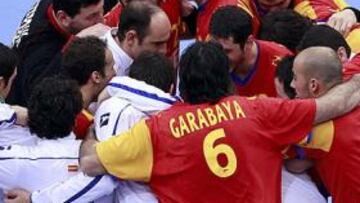 <b>BLOQUE. </b>España debe despejar hoy ante Túnez las dudas del día del debut. Los jugadores lo saben.