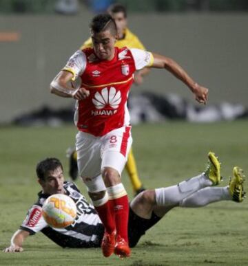 Santa Fe juega con la necesidad de Mineiro, quien da pelea en el Grupo 1 de la Copa Libertadores 