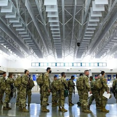 Qué es el 'teléfono rojo' y por qué vuelven a usarlo Rusia y EEUU