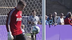 4/10/2019. 
 Entrenamiento del Real Valladolid antes del partido contra el Atl&Atilde;&copy;tico de Madrid. 
 Porteros
 