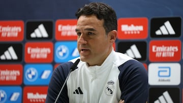 Alberto Toril, durante la rueda de prensa previa al partido contra el Chelsea de la jornada 5 de la Champions femenina.