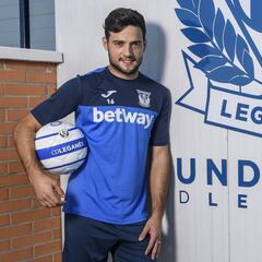 Arnáiz: "Cuenten o no conmigo seguiré en el Leganés"