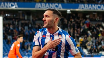 Lucas Pérez está a un gol de los 50 con el Deportivo.