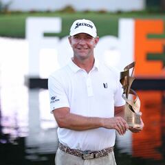 How much prize money did Lucas Glover win at the 2023 FedEx St. Jude Championship?