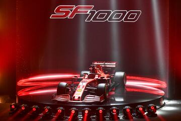 Modelo: SF1000  | Pilotos: Sebastian Vettel y Charles Leclerc.
