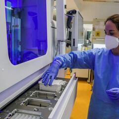 El Gobierno autoriza a Sanidad a controlar laboratorios privados