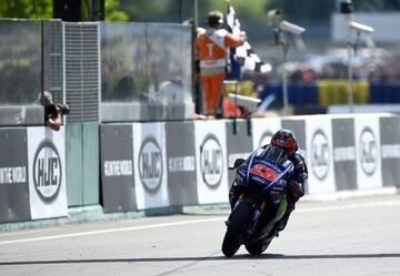 Victoria de Maverick Viñales.