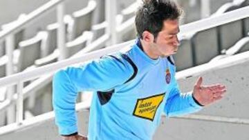 <b>LA ÚLTIMA GRAN NOCHE. </b>Pericos y sevillistas recordarán siempre Hampden Park. Ha llovido...