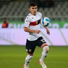 Johan Vásquez vuelve a jugar los 90 minutos con el Genoa