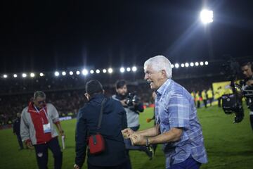 Arturo Reyes será el undécimo entrenador de Junior de Barranquilla en los últimos 10 años, pero es el decimocuarto cambio de entrenador en la década, teniendo en cuenta varias etapas de Julio Comesaña y Alexis Mendoza.