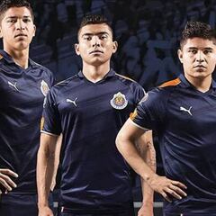 Confirman tercer uniforme de Chivas