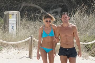 El entrenador del Atlético de Madrid Diego Pablo Simeone está disfrutando de una merecidas vacaciones junto a su mujer e hijos en Formentera.